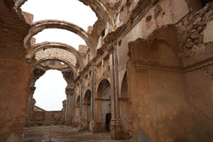 Visita al pueblo viejo de Belchite: historia y misterio Visita al pueblo viejo de Belchite: historia y misterio
